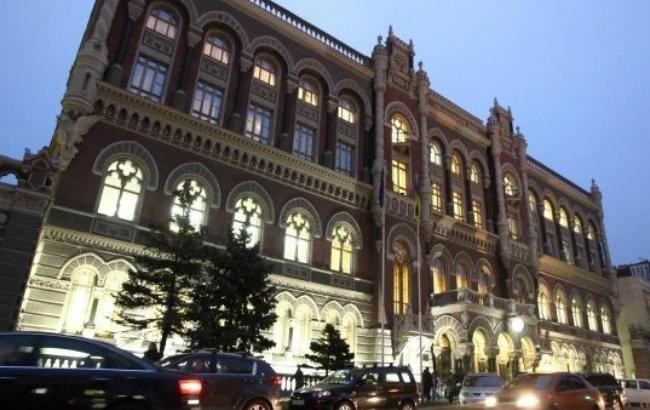 НБУ на 6 января укрепил курс гривны до 23,78 гривен за доллар