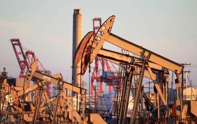 Нафта Brent торгується нижче 40 доларів за барель