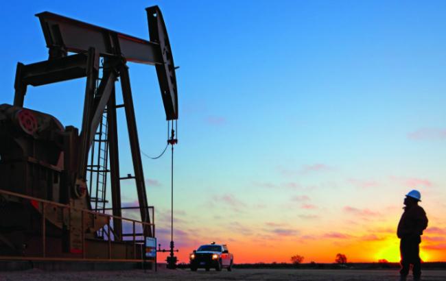 Швейцарский банк UBS предсказал нефть по 30 долларов в первой половине 2016