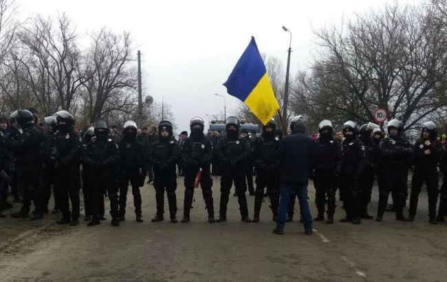 Протестующим в Новых Санжарах пригрозили уголовной ответственностью