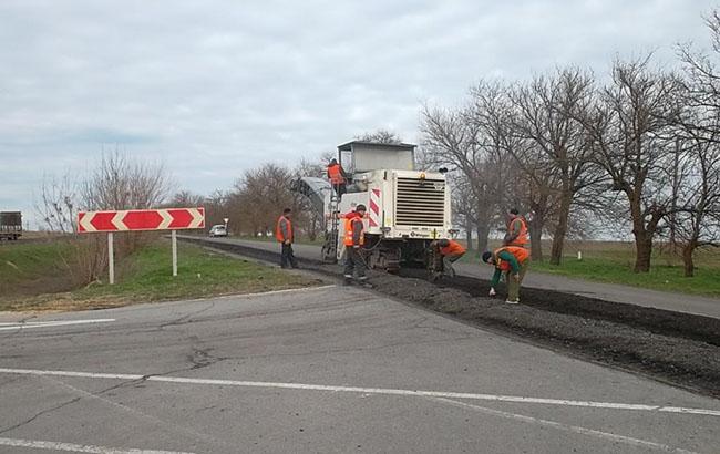 На трасі Одеса - Рені відремонтовано 195 км дорожнього покриття, - Порошенко