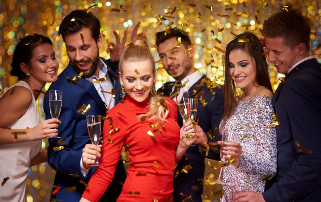 Як створити новорічний образ (фото: Freepik)