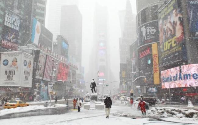 МАУ отменяет рейсы между Киевом и Нью-Йорком из-за погодных условий