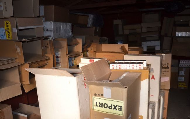 Пограничники выявили в Мариуполе контрабанду сигарет на 2 млн гривен