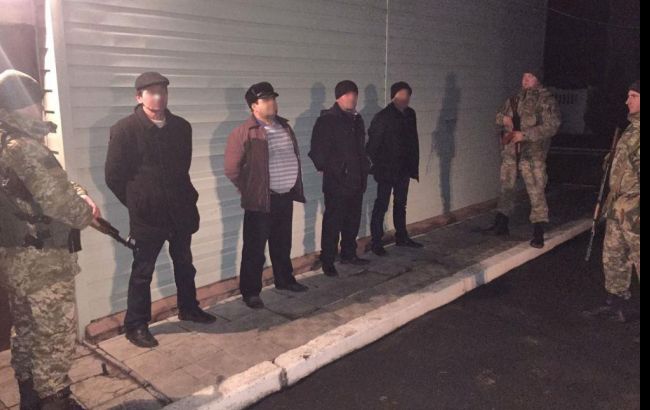 Пограничники задержали трех иностранцев при попытке незаконно покинуть Украину