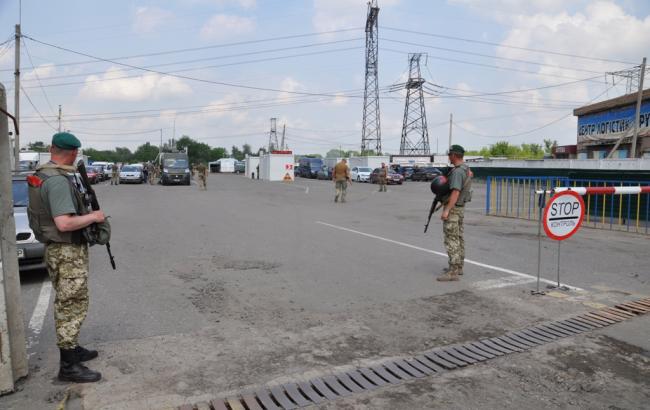 КПВВ на Донбассе за сутки пересекли более 30 тыс. человек