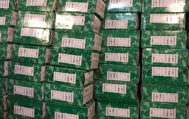 В одесском порту обнаружили контрабандную одежду из Китая на 2,5 млн гривен