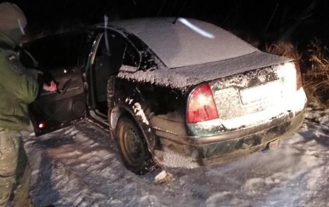 В Черновицкой области со стрельбой задержали контрабандистов