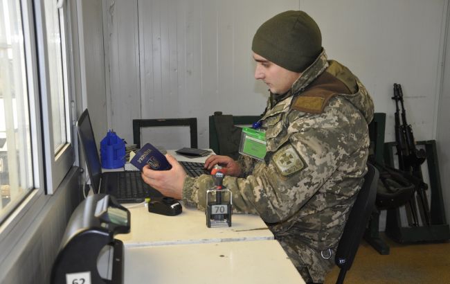 Пункты пропуска на Донбассе за сутки пересекли более 32 тыс. человек