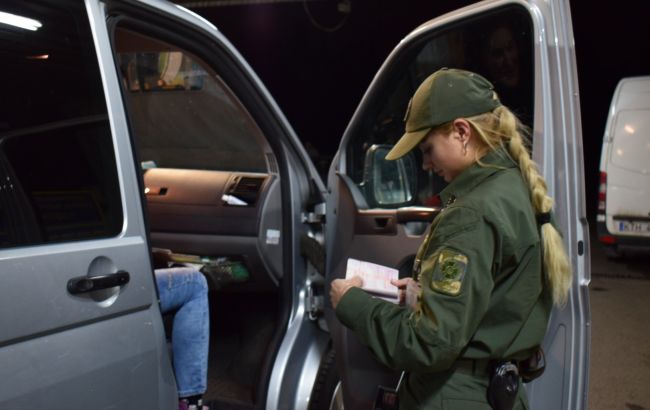 Российский активист попросил политическое убежище в Украине