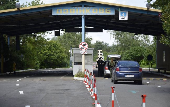 На пунктах пропуску на кордонах України черги відсутні, - Держприкордонслужба України