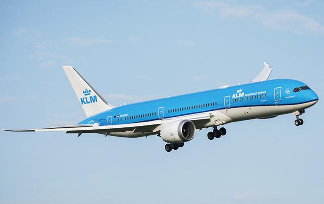 В Нидерландах из-за шторма отменили более 200 авиарейсов