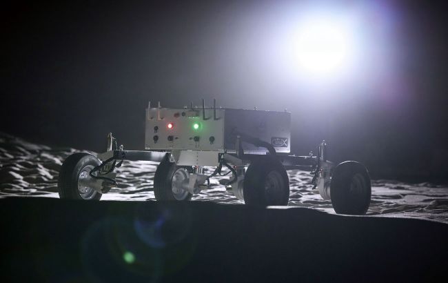 Кросовер Nissan Ariya поділиться технологіями з космічним ровером, але сам на Місяць не полетить