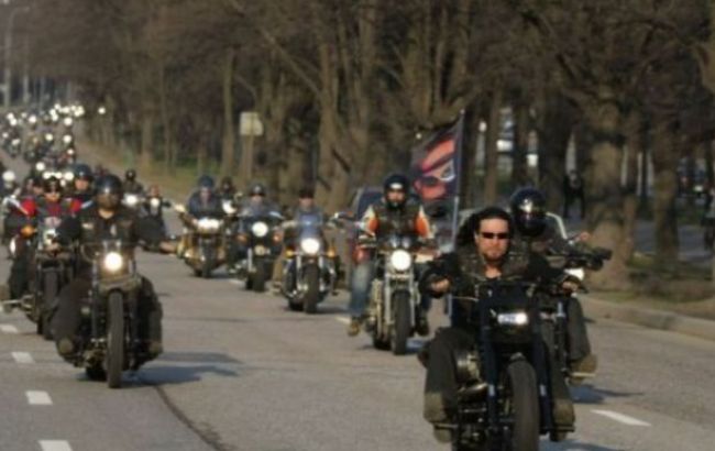 "Нічні вовки" вирушили в мотопробіг по ЛНР