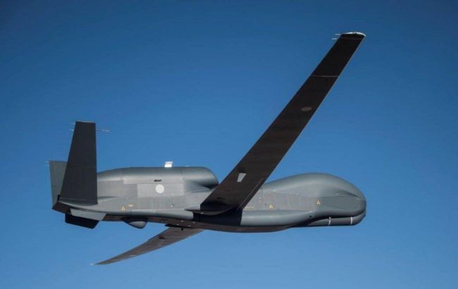 Безпілотники США літають далі від Кримського півострова, - CNN