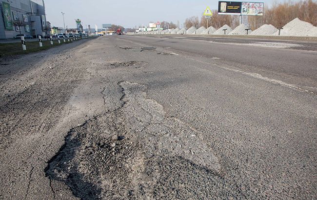 Ремонт одного километра Новообуховской трассы обойдется в 56 млн гривен