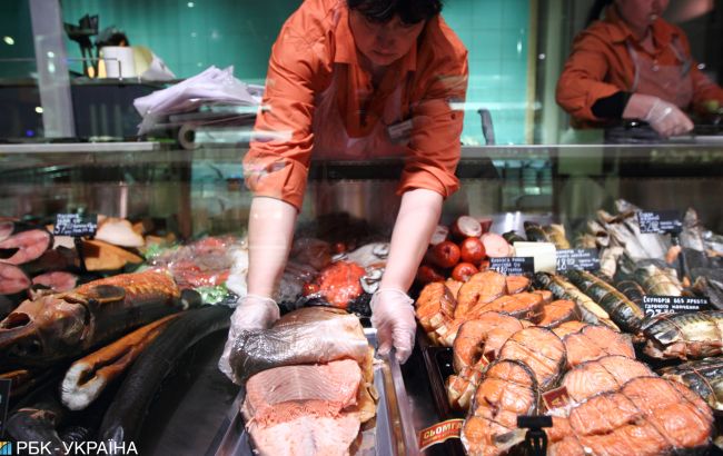 Основные продукты в Украине за год подорожали на треть, но подешевела капуста