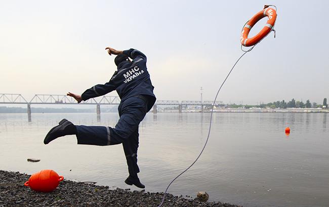 С начала 2017 года на водоемах в Украине погибли более 1 тыс. граждан, - ГСЧС