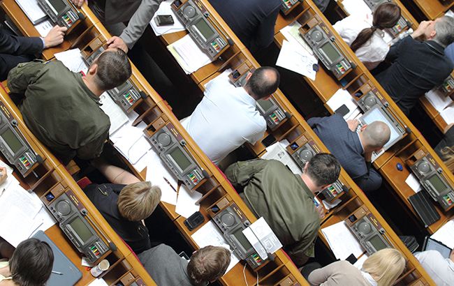 Рада приняла за основу проект об участии местных организаций партии в местных выборах