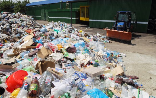 В Украине массово закрываются пункты приема вторсырья: названа причина