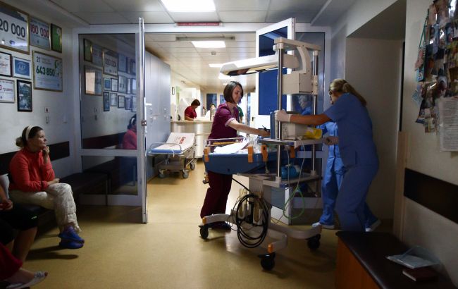 Фонд Ахметова передає&nbsp;МОЗ обладнання для обробки донорської крові