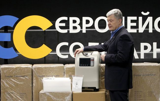 В больницы отправили первые 12 кислородных концентраторов от Порошенко