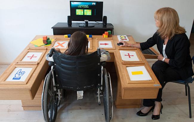 Правительство установило педагогам надбавку за работу в инклюзивных классах и спецшколах