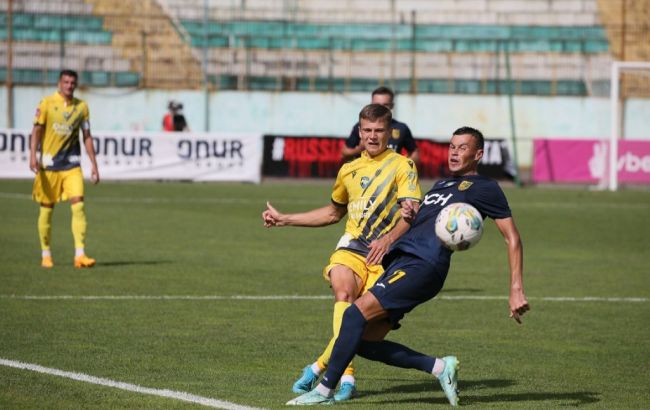 "Рух" дома уступил "Металлисту". Матч УПЛ трижды прерывали сирены воздушной тревоги