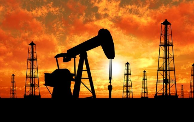 Доходы России от экспорта нефти в 2015 году снизились на 41,7%