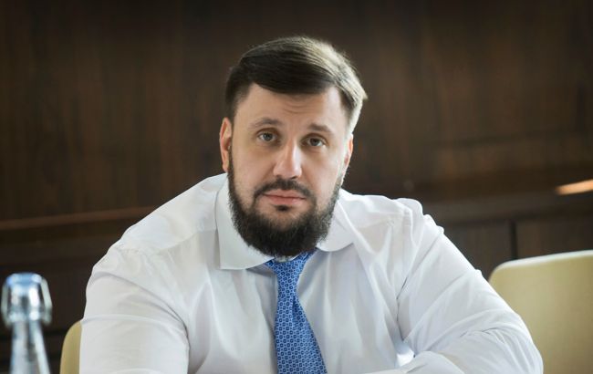 Допомагає РФ фінансувати війну. Ексміністр часів Януковича отримав підозру