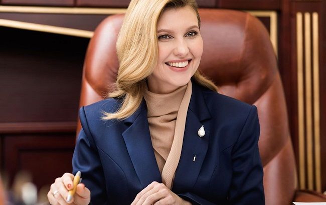 Нестандартный ход: Елена Зеленская в афро-косичках появилась на форуме против домашнего насилия