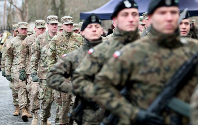 Строительство базы "Форт Трамп" в Польше могут отсрочить, - Bloomberg