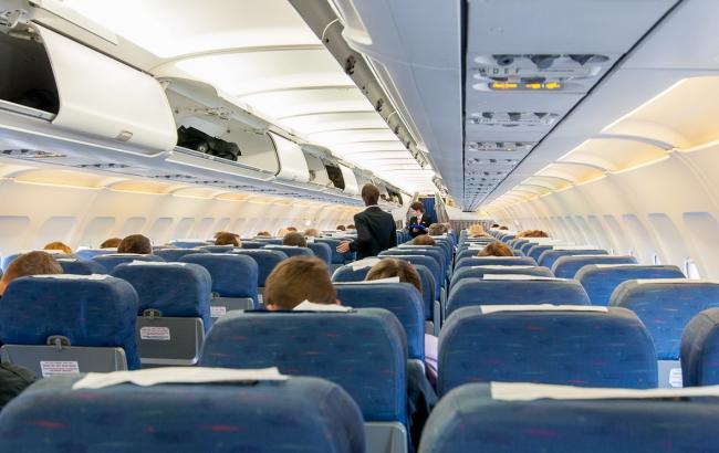 В Дубае загорелся пассажирский самолет после посадки в аэропорту