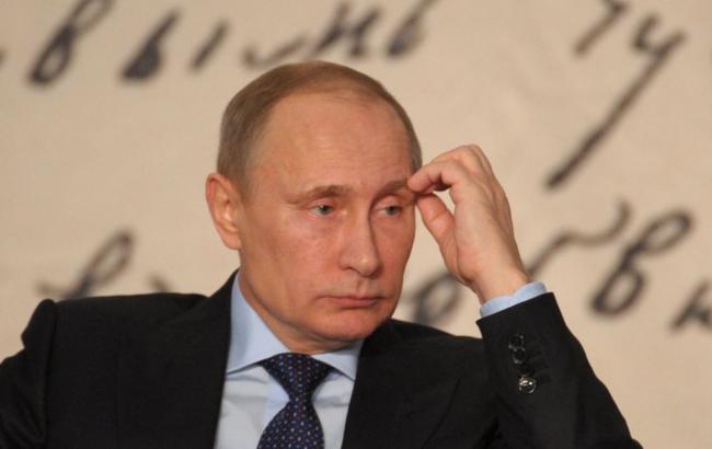 Російські економісти стверджують, що економіка РФ "пробила нове дно"