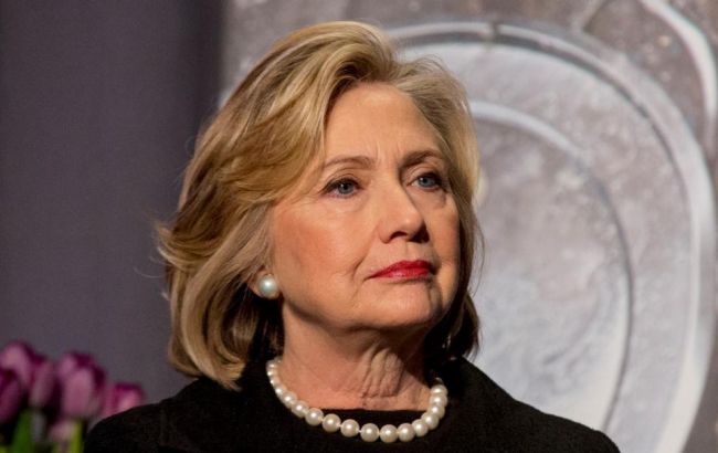 Клинтон опережает Трампа на 6%, - опрос