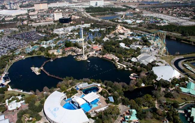 Спасатели эвакуируют десятки человек в парке отдыха в штате Флорида