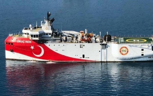 Турция расширяет разведку на спорном шельфе, Греция протестует