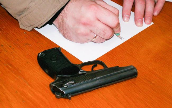 В Україні 1 квітня стартує місячник добровільної здачі зброї