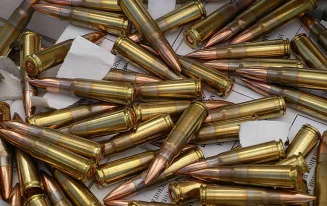 СБУ изъяла арсенал оружия у "волонтеров" на пути в зону АТО