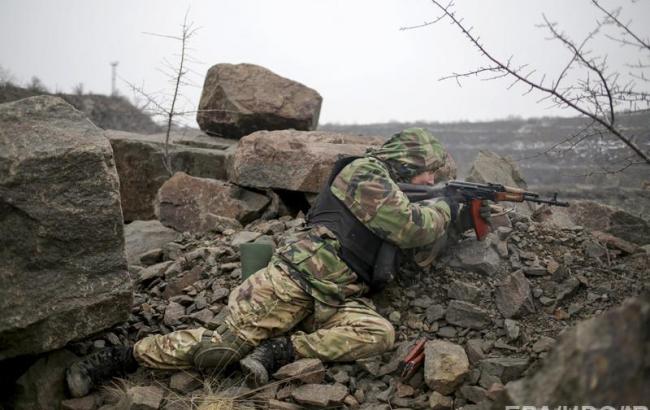 Под Мариуполем тяжело ранен боец АТО, - штаб обороны