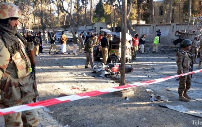 В Пакистане на овощном рынке произошел взрыв, погибли 18 человек