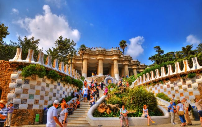 До 250 доларів. Усі країни, де туристи мають сплачувати податок за відпочинок