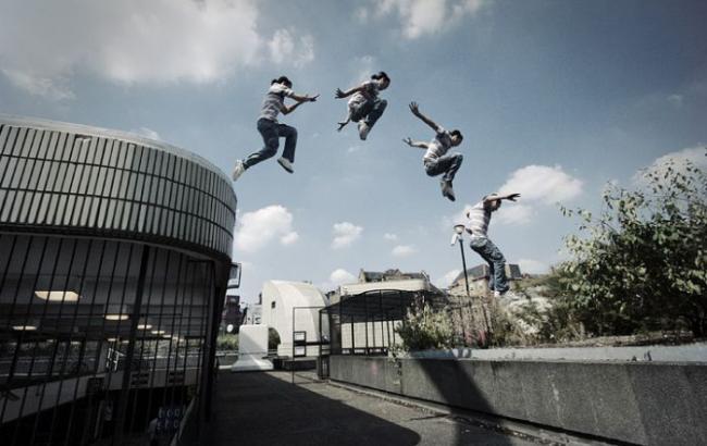 На выходные в Киеве пройдет Фестиваль офисных зомби "На дне-2"