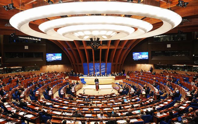ПАСЕ предлагает подтвердить полномочия России и сохранить санкции