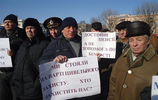 Для перерасчета пенсий военным в год нужно почти 8 млрд гривен, - Розенко