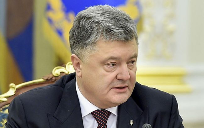 Новая гибридная война России набирает обороты, - Порошенко