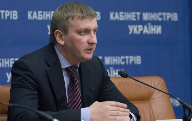 Кабмин завтра рассмотрит вопрос создания антикоррупционного агентства