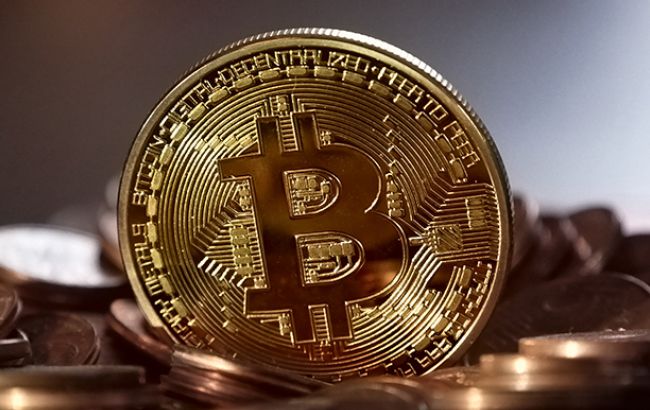 Биткоин установил новый рекорд, превысив стоимость в 18 тысяч долларов за единицу