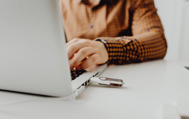 Чому обсяг пам'яті на флешці або диску менший, ніж заявлено виробником: ви про це точно не знали