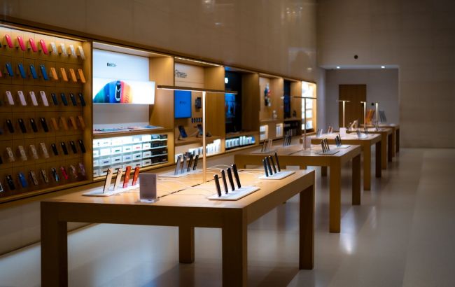 Apple готує унікальні iPhone найближчими роками: що відомо про новинки